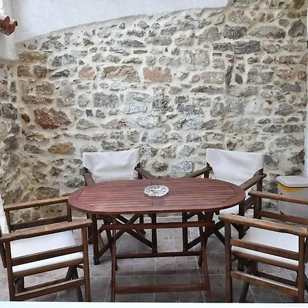 διαμέρισμα στο κέντρο της παλιάς πόλης ναυπλίου Apartment